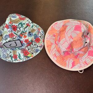 Multi Colored Vineyard Vines and Avid Sportwear Bucket Hat Set